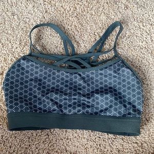 sports bra